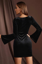 Black Homecoming Dress Long Sleeves Velvet Cocktail Dress